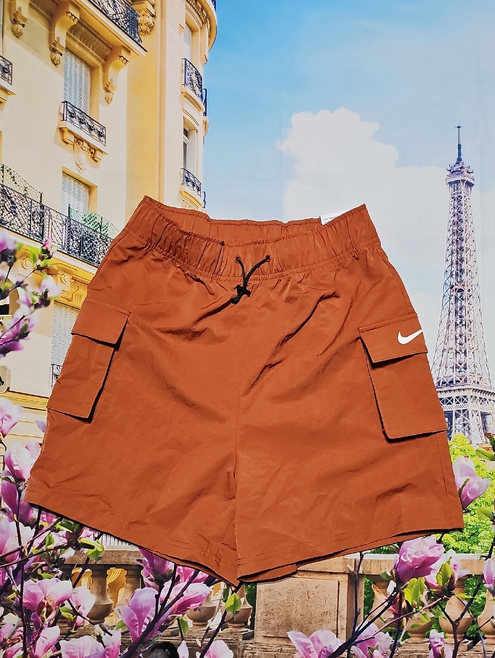 Nike‎ High Waisted Cargo Shorts Size Small NWT